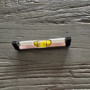 ❤️ like 5 or 10 deal ❤️ Compact Silver Mini Bubble Level